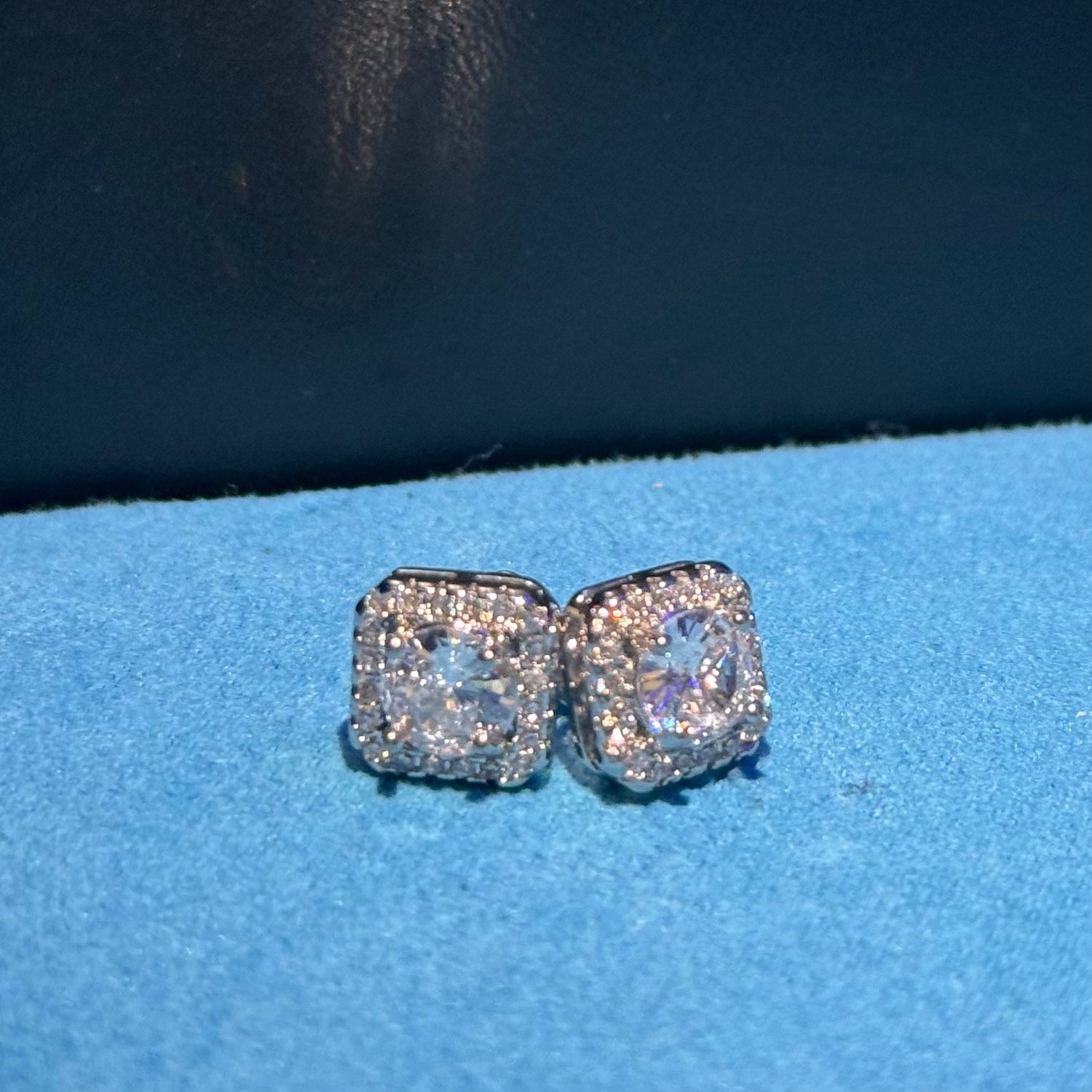 ピアス